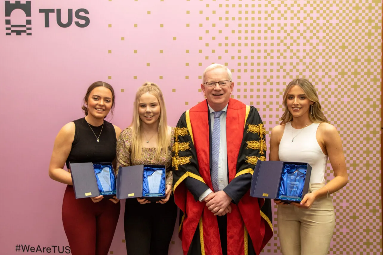 Athlone-Campus_Scholarship-of-Excellence_427-scaled