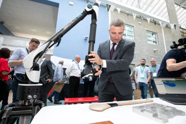 Manufacturing-Solutions-002-scaled