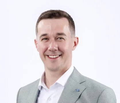 300425TUS Headshots.Pic Arthur Ellis